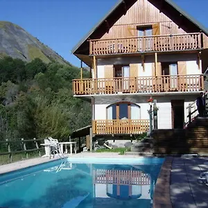 Le Clos De Cluny Apartment
